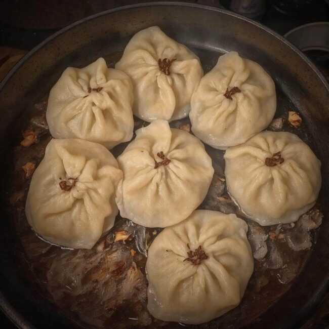 Jak zrobić pierogi ziemniaczane z cebulą i boczkiem